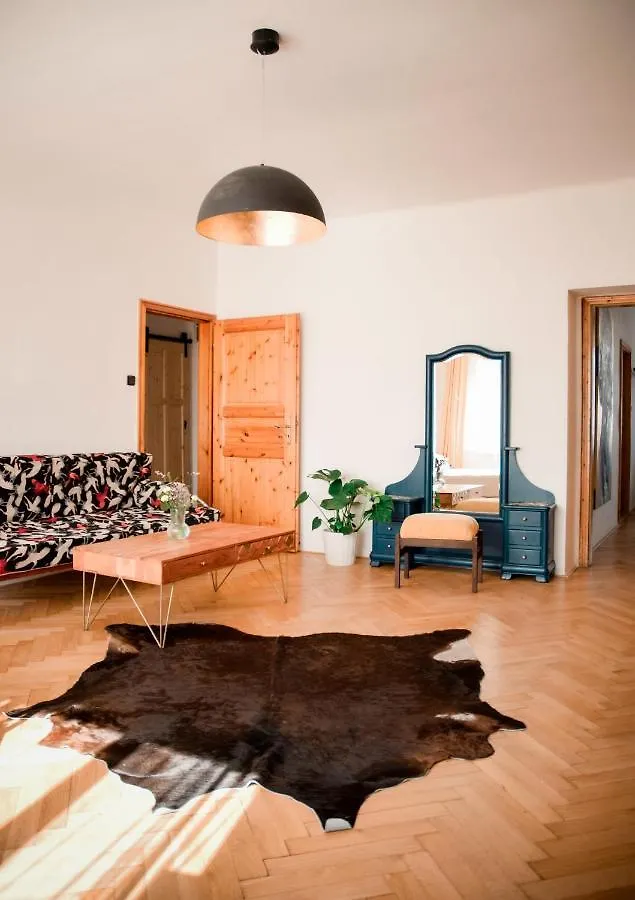 Kiki & Luky Family Apartment By Prague Castle