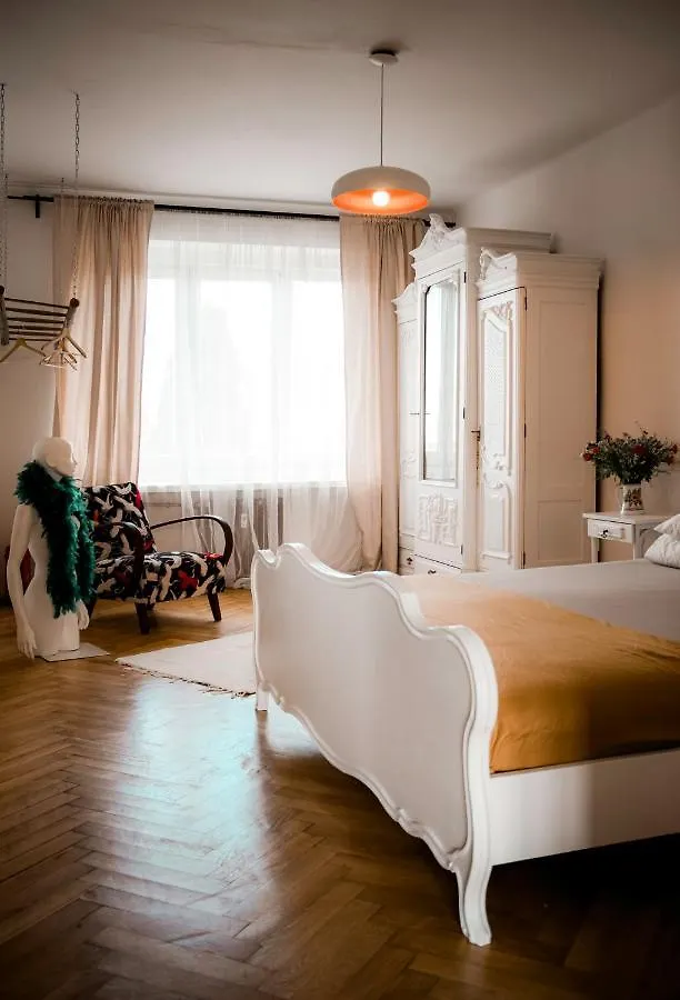 Kiki & Luky Family Apartment By Prague Castle